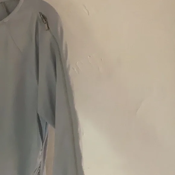 Cache Gray & Silver Metallic Blouse w/Zipper Details, Size M - Picture 3 of 7